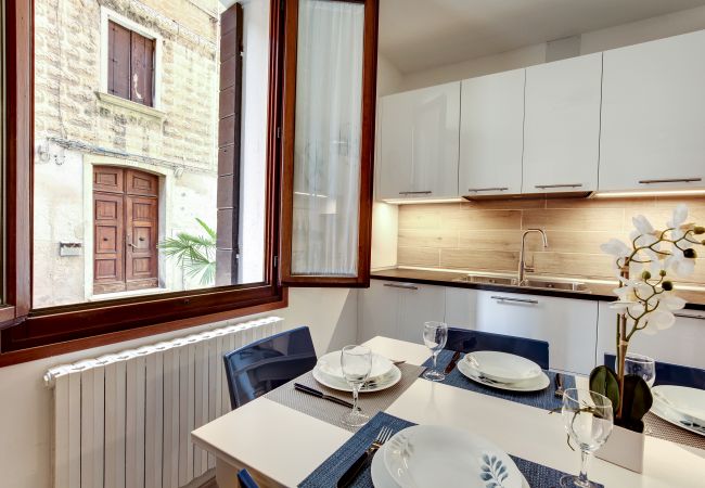 Apartment in Santa Croce - WHITE FLOWERS - BH
