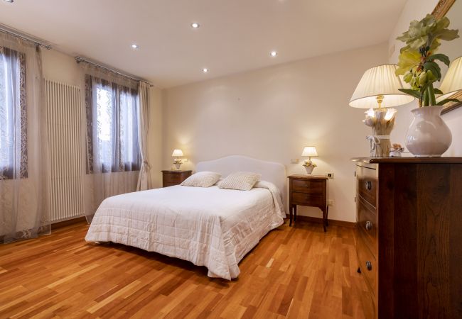 Apartment in Castello - AL CAMPANILE VIEW & TERRACE
