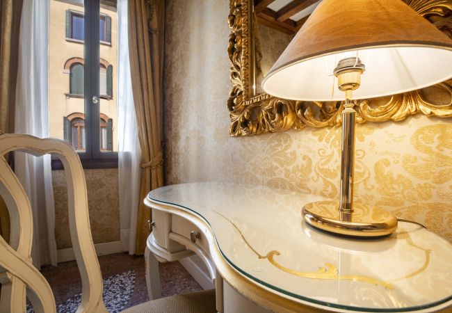 Rent by room in Castello - ROOM CA DI MALTA 1