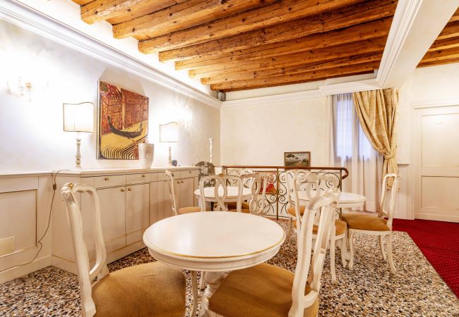Alquiler por habitaciones en Castello - ROOM CA DI MALTA 2