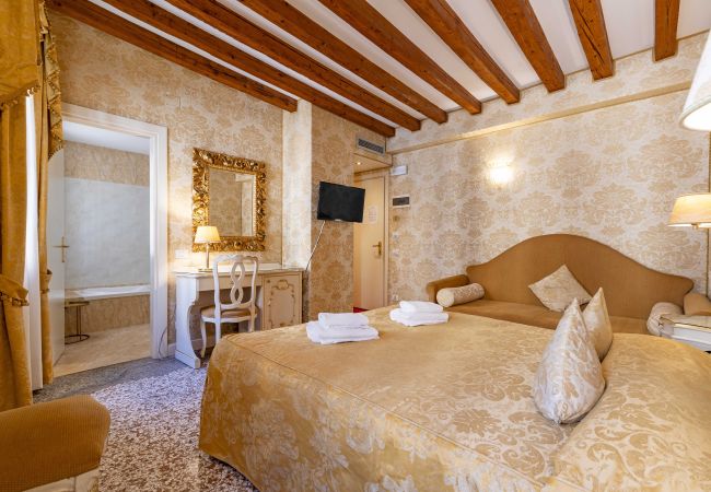 Chambres d'hôtes à Castello - ROOM CA DI MALTA 2