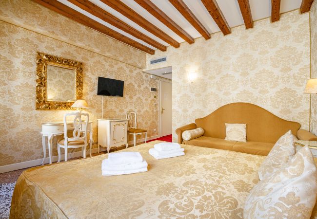 Chambres d'hôtes à Castello - ROOM CA DI MALTA 1