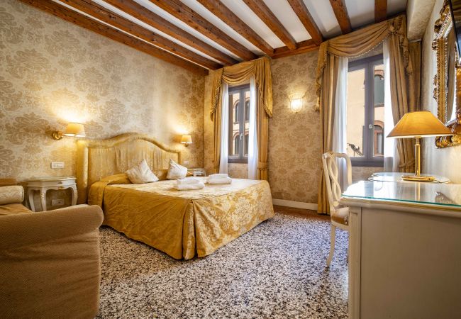 Chambres d'hôtes à Castello - ROOM CA DI MALTA 1